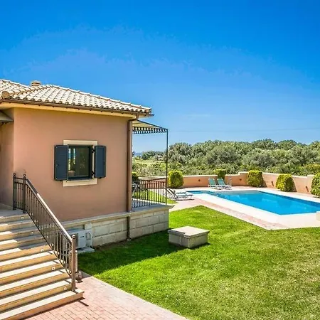 Fokata Sleeps 4 Pool Air Con Wifi 빌라 스보로나타